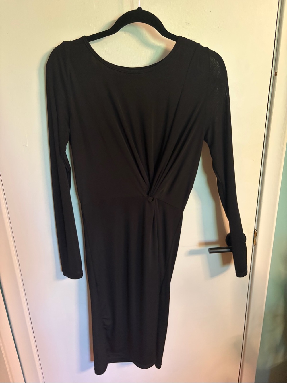Vero Moda Black Long-Sleeve Twist-Detail Midi Dress